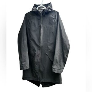 Frank and Oak DWR Fishtail Raincoat